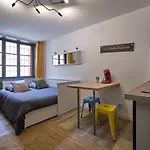 Chez Juliette - Appart & Studios Avec Climatisation - Carcassonne Centre *